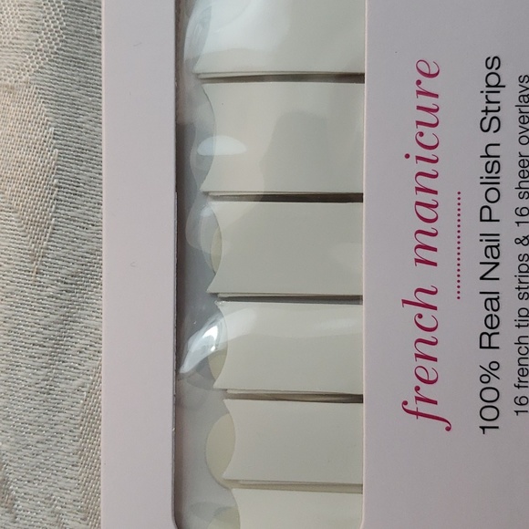 24. Color Street Bundle 3 - Picture 4 of 5